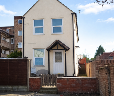 Cross Street, Gillingham - Photo 4