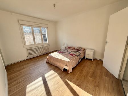 Location Maison 3 pièces 70m² - Photo 5