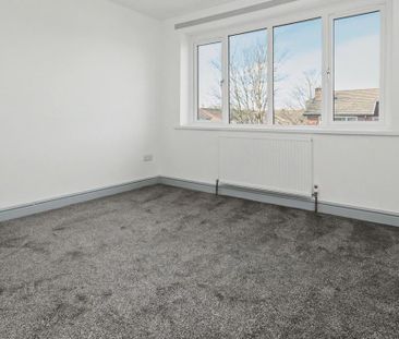 3 bedroom end of terrace house to rent - Photo 5