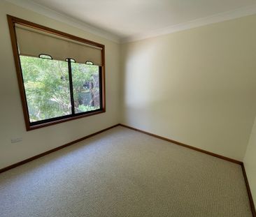 Three Bedroom Family Home - Photo 3