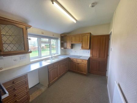 2 bedroom bungalow to rent - Photo 4