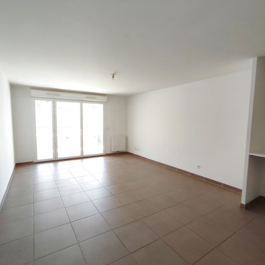 Location Appartement 3 pièces 61m² MARSEILLE 6ème - Photo 1