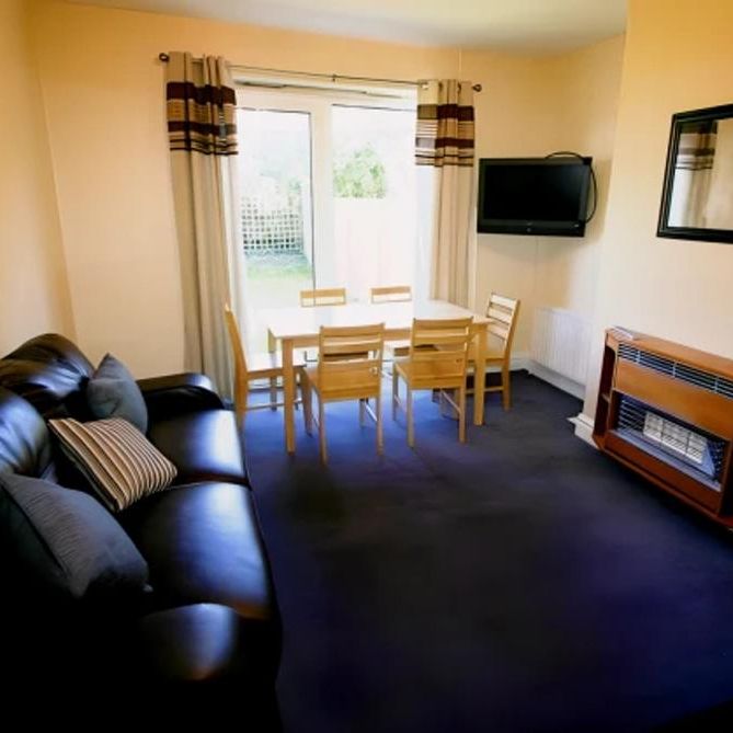 6 bedroom house to rent - Photo 1