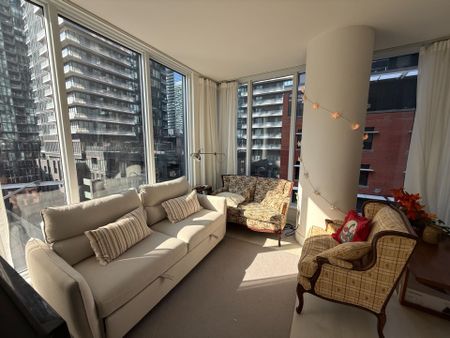 For Lease - 15 Mercer Street Unit# 711 (Master Bedroom), Toronto, Ontario - Photo 5