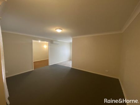 1 Wade Place, Orange, NSW 2800 - Photo 2