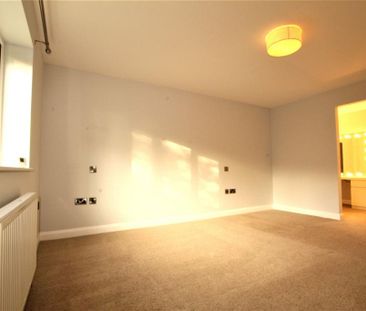 5 bedroom detached house to rent - Photo 6