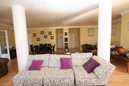5 room luxury Villa for rent in Playas de Orihuela, Spain - Photo 2