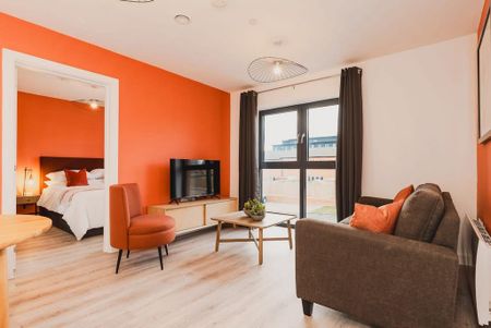 2 bedroom serviced apartment to rent - Photo 2