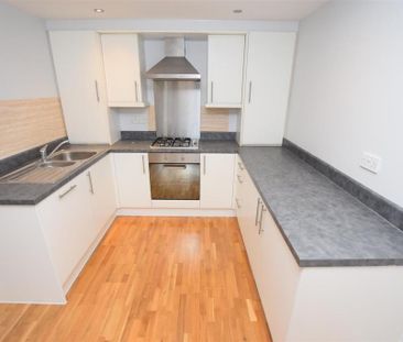 2 bedroom apartment to rent - Photo 3