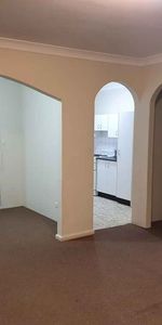 Modern 2-Bedroom Unit in North Parramatta - Photo 3