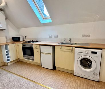 1 bedroom flat to rent - Photo 2