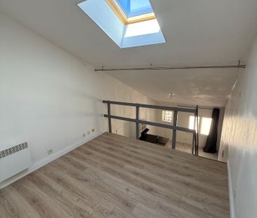 Location Appartement 1 pièce 27m² - Photo 2