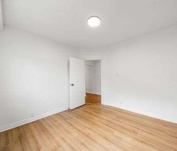 For Lease - 49 Fairbank Avenue Unit# Main, Toronto, Ontario - Photo 3