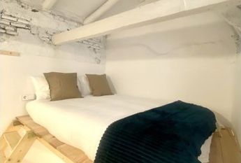 granada, Andalusia 18001