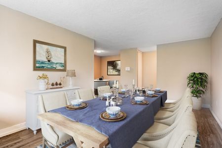 40 Tuxedo Court - Photo 2