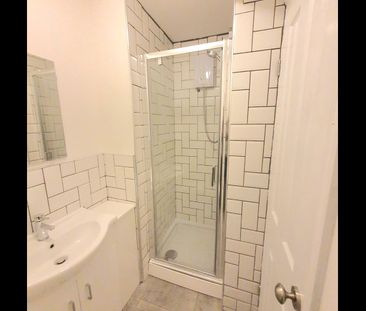 Studio Flat, Cleve Court, BS8 - Photo 3