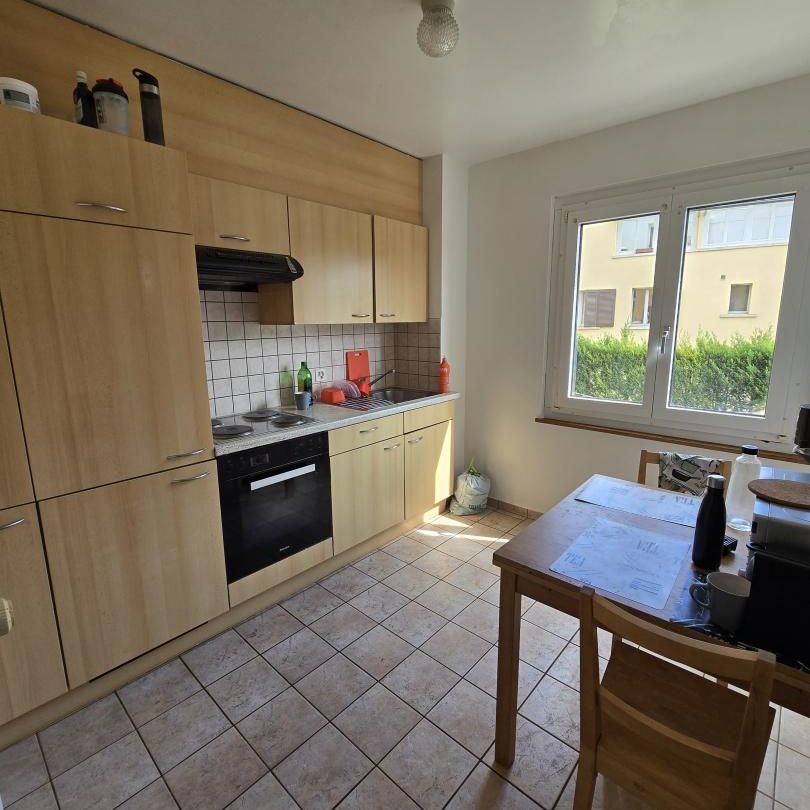 Appartement 3 pièces avec balcon, proche centre-ville - Rue des Moulins 44 - Photo 1