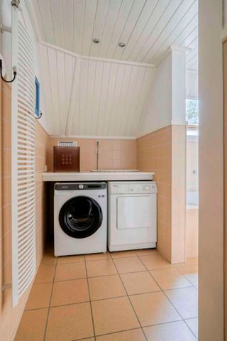 Biezenstraat, Nijmegen, Nederland - Photo 4