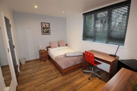 Park view, Stonebow house Block, St. Botolphs Crescent, Lincoln, Lincolnshire, LN5 8AZ - Photo 4