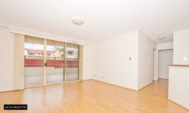 MGM MARTIN - TWO BEDROOM APARTMENT (BLOCK J) - Photo 1