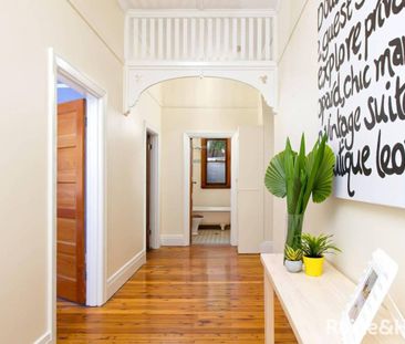 CLASS & STYLE IN CENTRAL - Photo 1