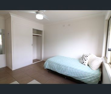 11B Cunningham Street, Taringa, Qld 4068 - Photo 4
