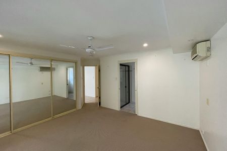 MODERN 4 BEDROOM FAMILY HOME IN KIN KORA - Photo 3