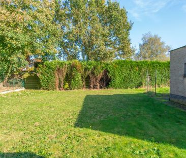 Bungalow met drie slaapkamers en grote tuin - Photo 2