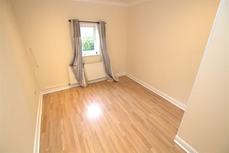 2 bedrooms Bungalow for Sale - Photo 3