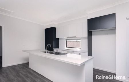 1/183 Purinuan Road, Reservoir, VIC 3073 - Photo 4