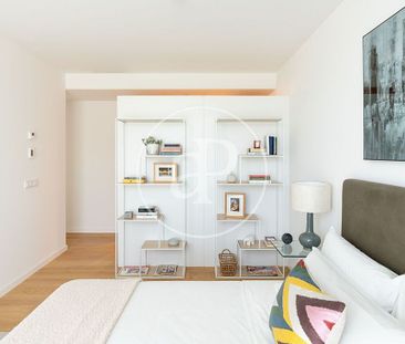 2 bedroom luxury penthouse for rent in Madrid, Spain - Photo 5