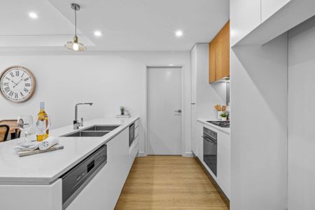 Luxury 3 bedroom 153sqm apartment in Beecroft Primary catchment - Photo 5