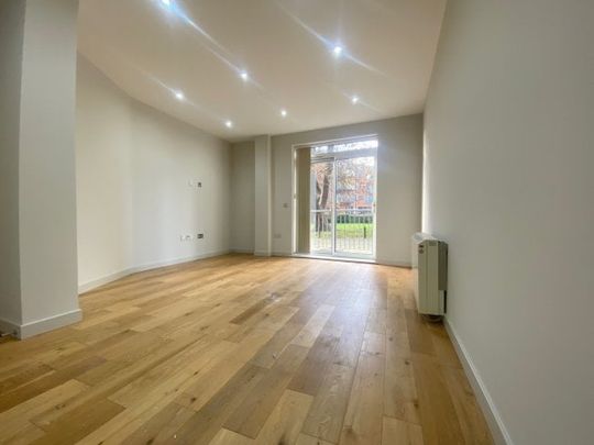 Catalpa Court, Hither Green SE13 - Photo 1