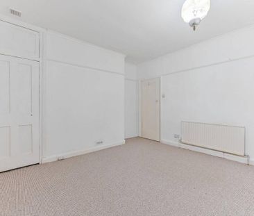 3 bedroom bungalow to rent - Photo 4