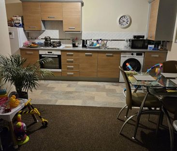 2 bedroom flat to rent - Photo 6