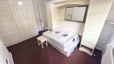 Camelford House, Romford, RM3 9BU, Property for rent - Photo 3