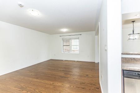 For Lease - 561 Speyer Circle, Milton, Ontario - Photo 3