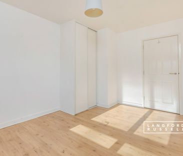 Flat to rent - William Petty Way, Orpington, BR5 - Photo 4