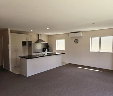 11 Pipipi Crescent, Takanini - Photo 4