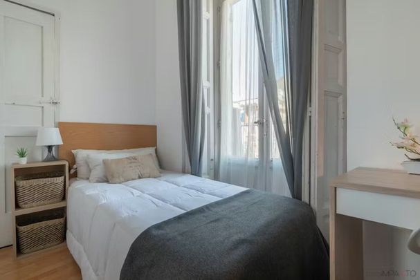 Calle de San Vicente Ferrer, Madrid, Community of Madrid 28015 - Photo 1