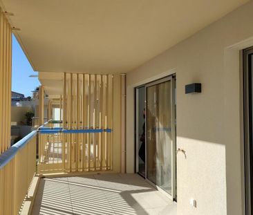 Location Appartement 2 pièces 50m² NICE 06100 - Photo 5