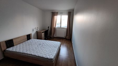 Location Appartement 4 pièces 67m² - Photo 5