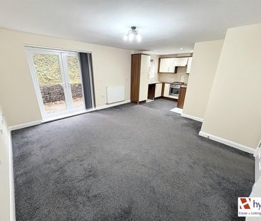 Flat 58 The Horizons, Moss Lane, BL6 5GH - Photo 2