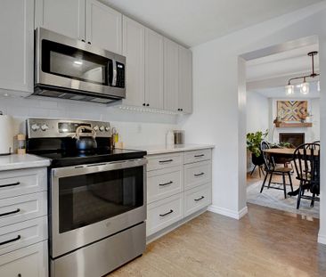 For Lease - 18 Vanessa Terrace, Barrhaven, Ontario - Photo 2