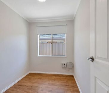 31 Cutter Cct, Encounter Bay SA 5211 - House For Rent | Domain - Photo 3