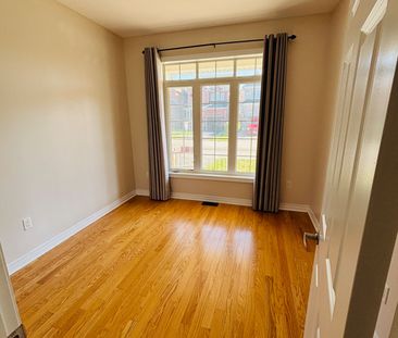 For Lease - 676 Baldwin Crescent, Woodstock, Ontario - Photo 3