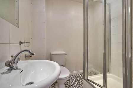 Apt 5 1 Station Square, Bridge Road, Helen's Bay, Bangor, BT19 1TN - Photo 5