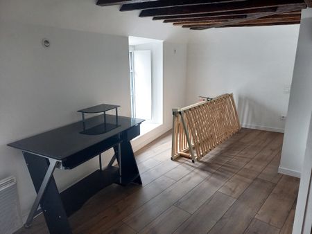 Location Appartement 2 pièces 40m² VITRE 35500 - Photo 2