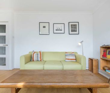 Price £1,800 pcm - Available 18/06/2025 - Furnished - Photo 6