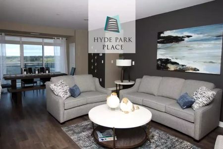 Hyde Park Place | 1605 Dyer Drive | 2K Royal Grand - Photo 2